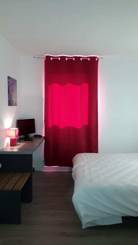 L'Hotel Du Marais Romilly Centre Buitenkant foto